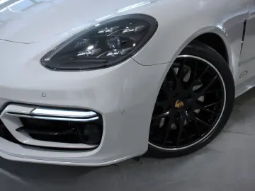 Panamera GTS  Matrix LED PDLS  HUD Panorama 360