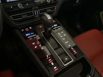 Macan GTS ACC MWST Approved Pano Chrono 21