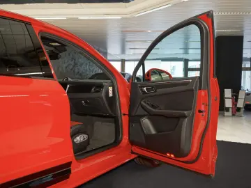 Macan GTS ACC MWST Approved Pano Chrono 21