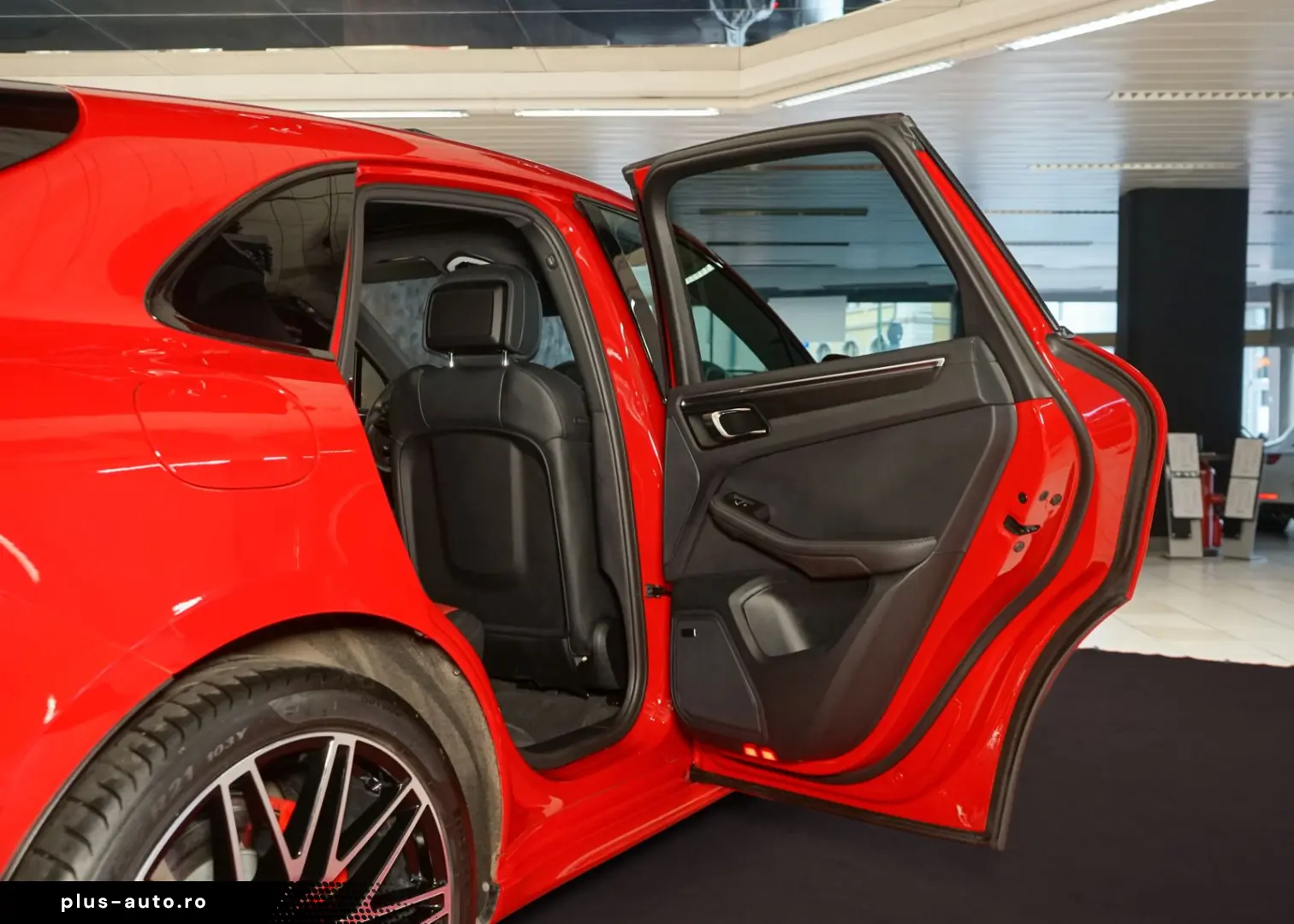 Macan GTS ACC MWST Approved Pano Chrono 21