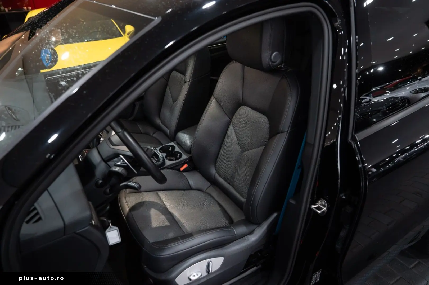 Macan SPORT-CHRONO 1.HAND SOUND-PACKAGE  PDK LED