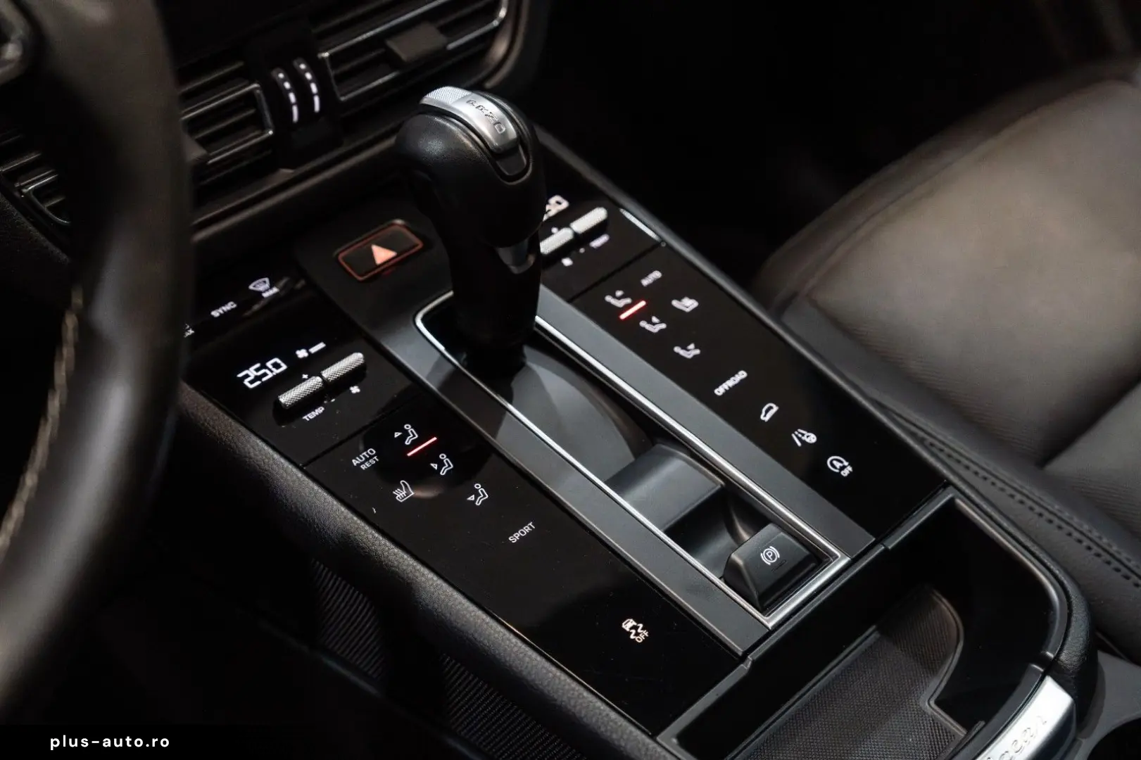 Macan SPORT-CHRONO 1.HAND SOUND-PACKAGE  PDK LED