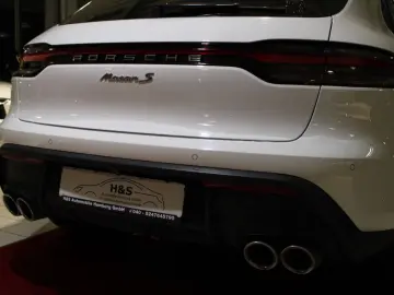 Macan S