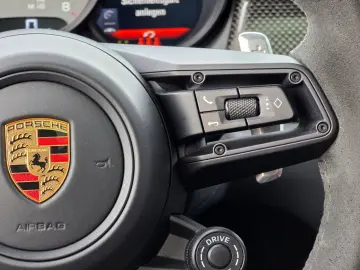 Macan GTS PCCB AHK PANO STHZG 21Zoll PAW