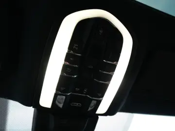 MACAN 2.0 SPORTDESIGN-PANO-SPORTSITZE-MEMORY-20S