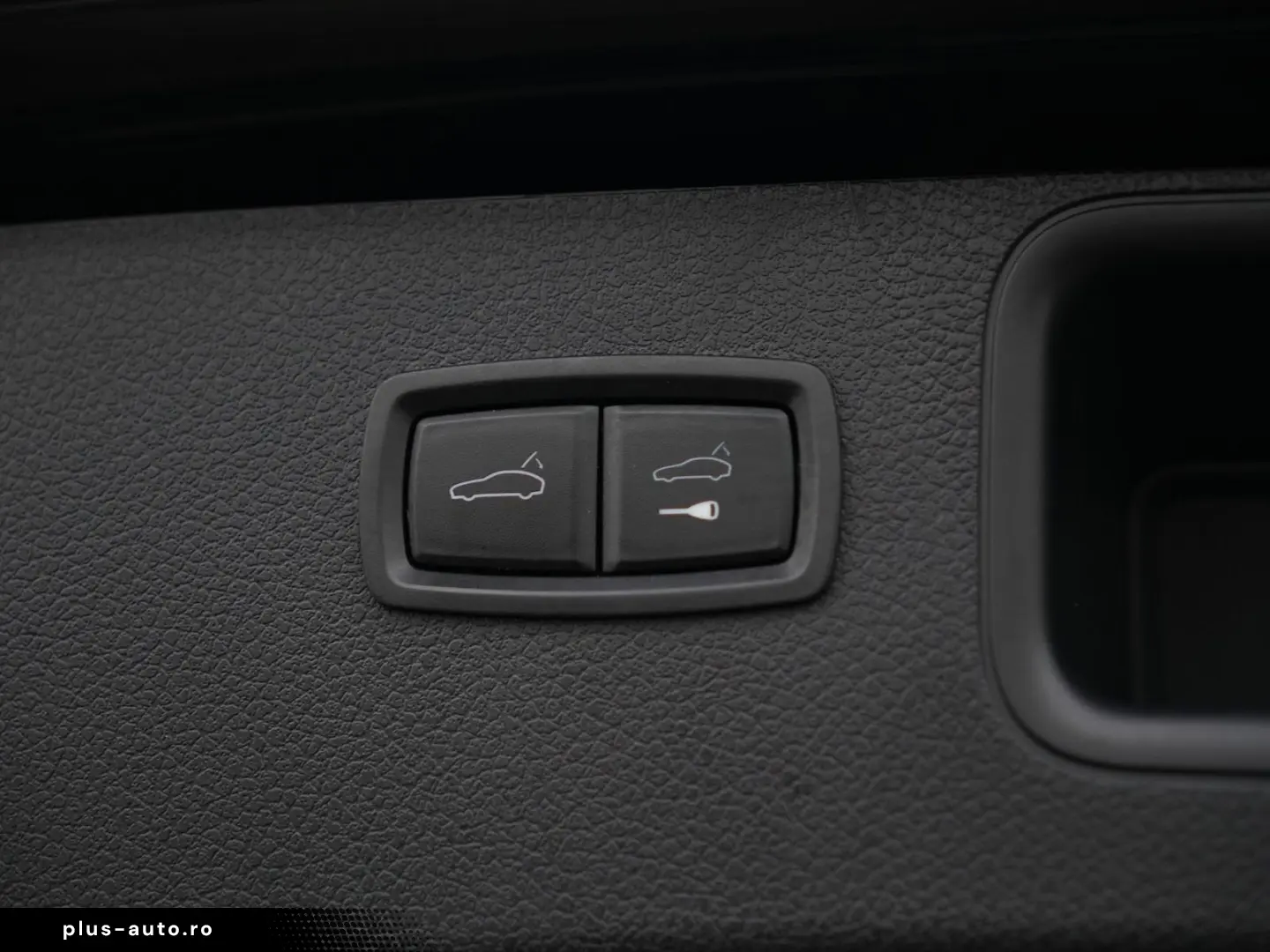 MACAN 2.0 SPORTDESIGN-PANO-SPORTSITZE-MEMORY-20S