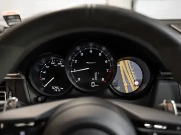 Macan T Panarama PASM Sitzbelüftung AHK