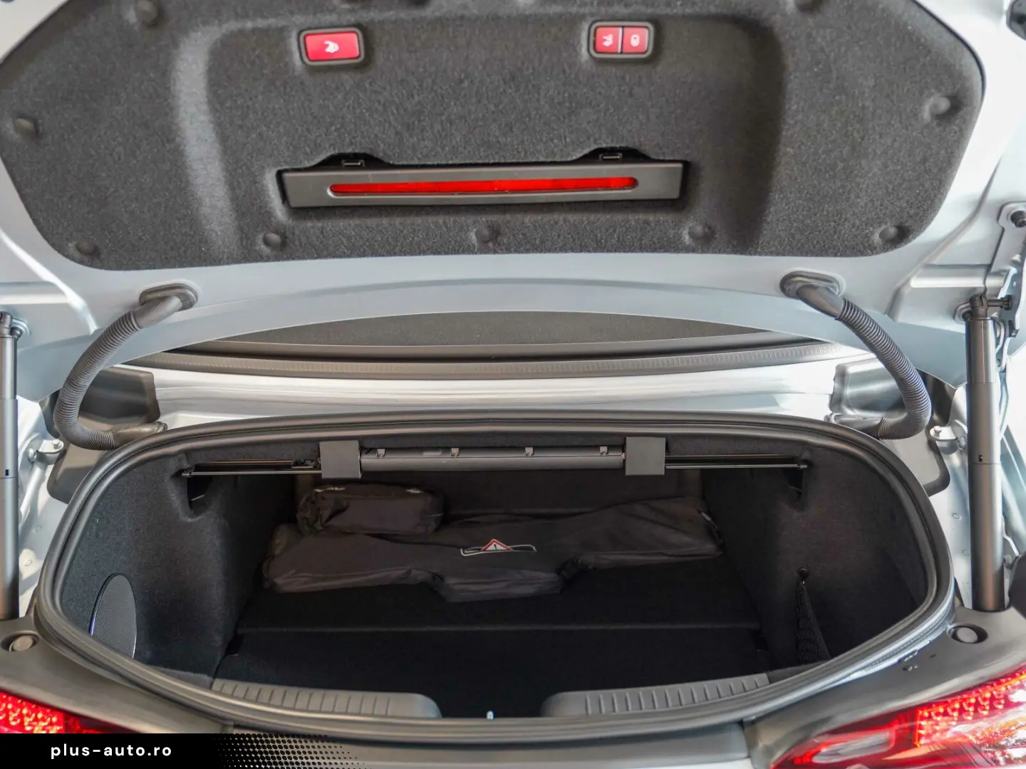 SL 63 AMG 4M  MATTLACK Lift MANUFAKTUR Interieur