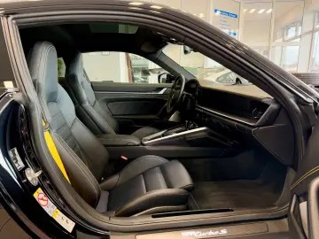 911 992 Turbo S LIFT Schiebedach ACC APPROVED