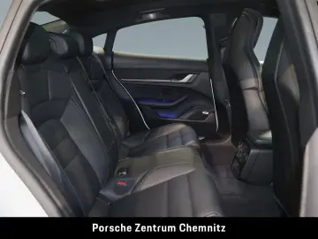 Taycan 4S 4 1 Sitze;Großer Akku;BOSE;Head-Up;Pan