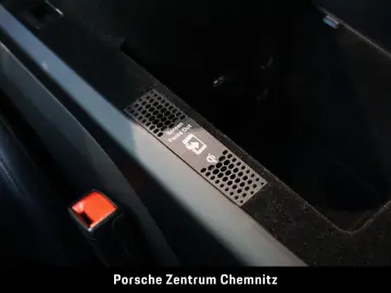 Taycan 4S 4 1 Sitze;Großer Akku;BOSE;Head-Up;Pan