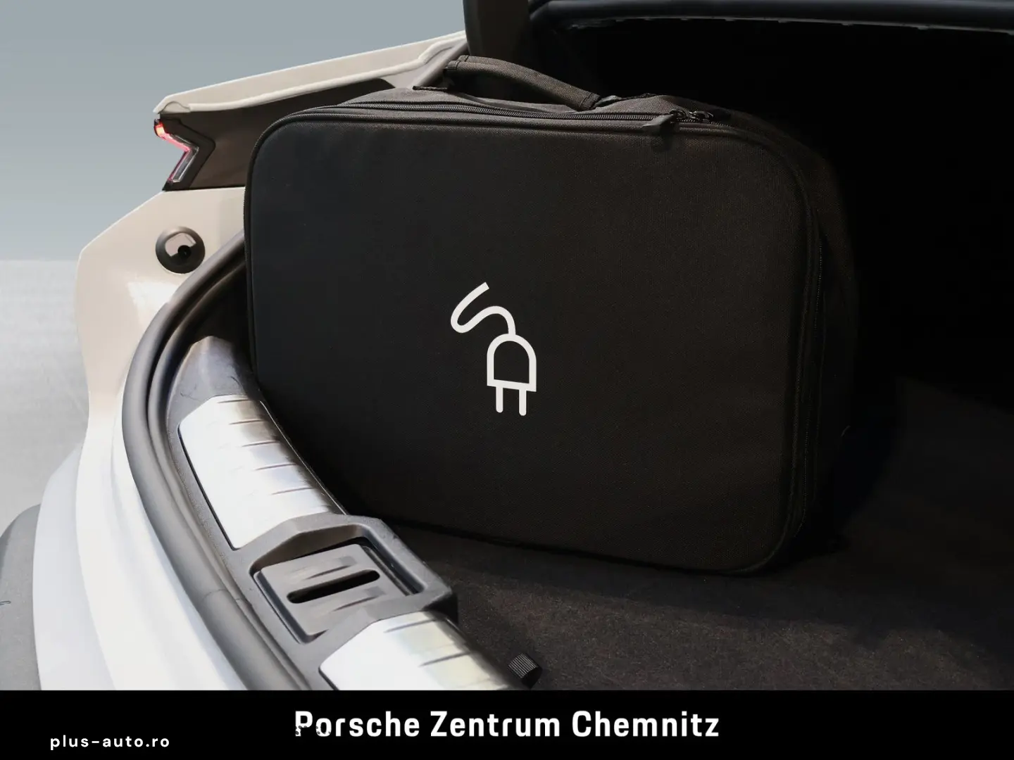 Taycan 4S 4 1 Sitze;Großer Akku;BOSE;Head-Up;Pan