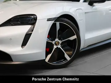 Taycan 4S 4 1 Sitze;Großer Akku;BOSE;Head-Up;Pan