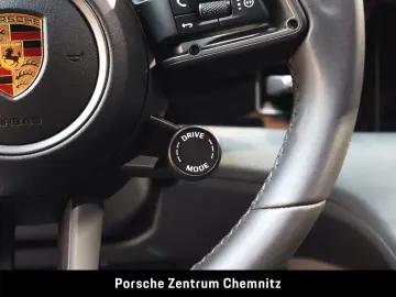 Taycan 4S Sport Turismo Großer Akku!;4 1 Sitze;B
