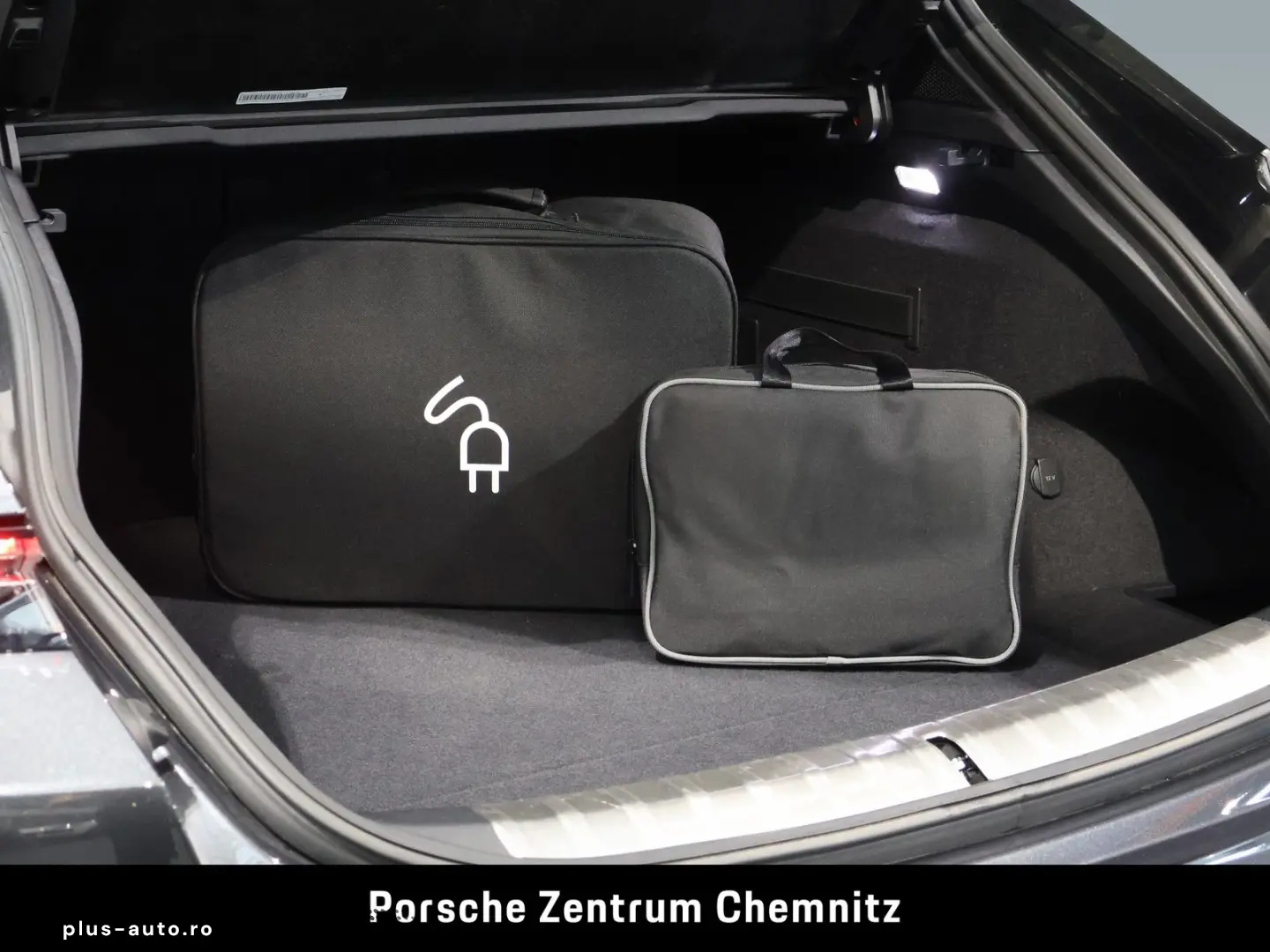 Taycan 4S Sport Turismo Großer Akku!;4 1 Sitze;B