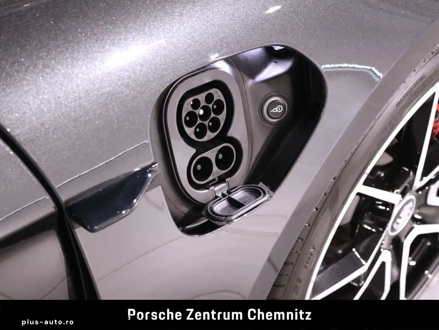 Taycan 4S Sport Turismo Großer Akku!;4 1 Sitze;B