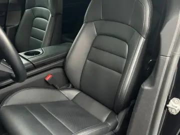 Taycan ACC Perf.Batterie  22  Luftfeder Kamera