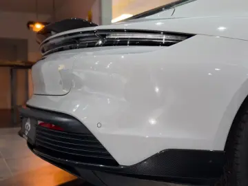 Taycan GTS MY24 CarbonAero HuD HA-Lenkung Kreide