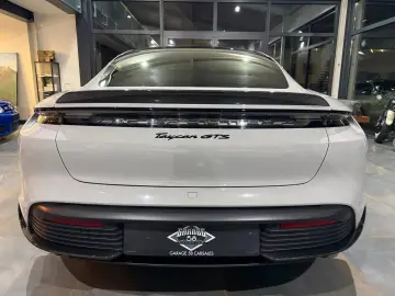 Taycan GTS MY24 CarbonAero HuD HA-Lenkung Kreide