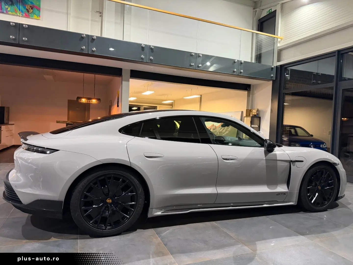 Taycan GTS MY24 CarbonAero HuD HA-Lenkung Kreide