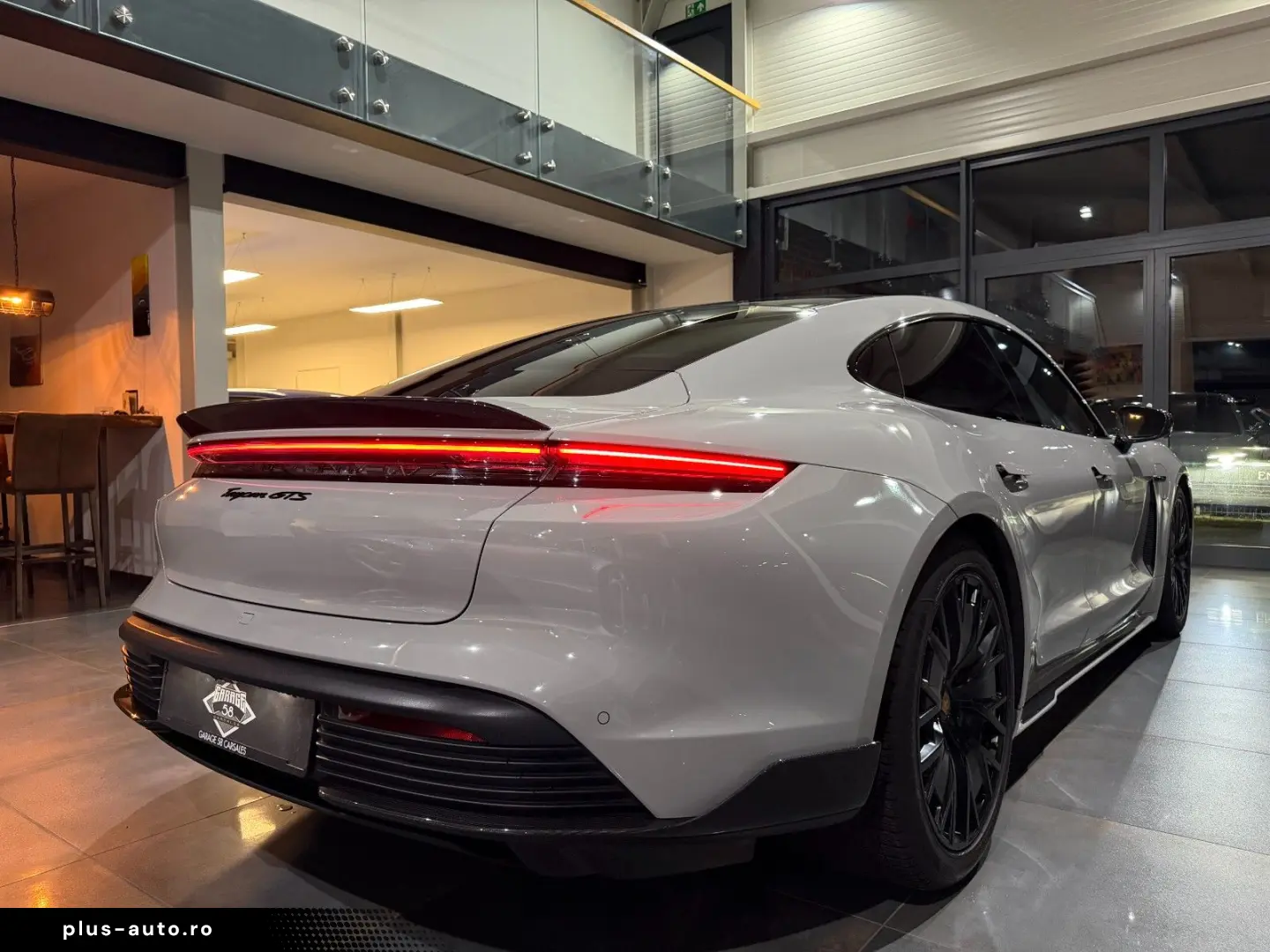 Taycan GTS MY24 CarbonAero HuD HA-Lenkung Kreide