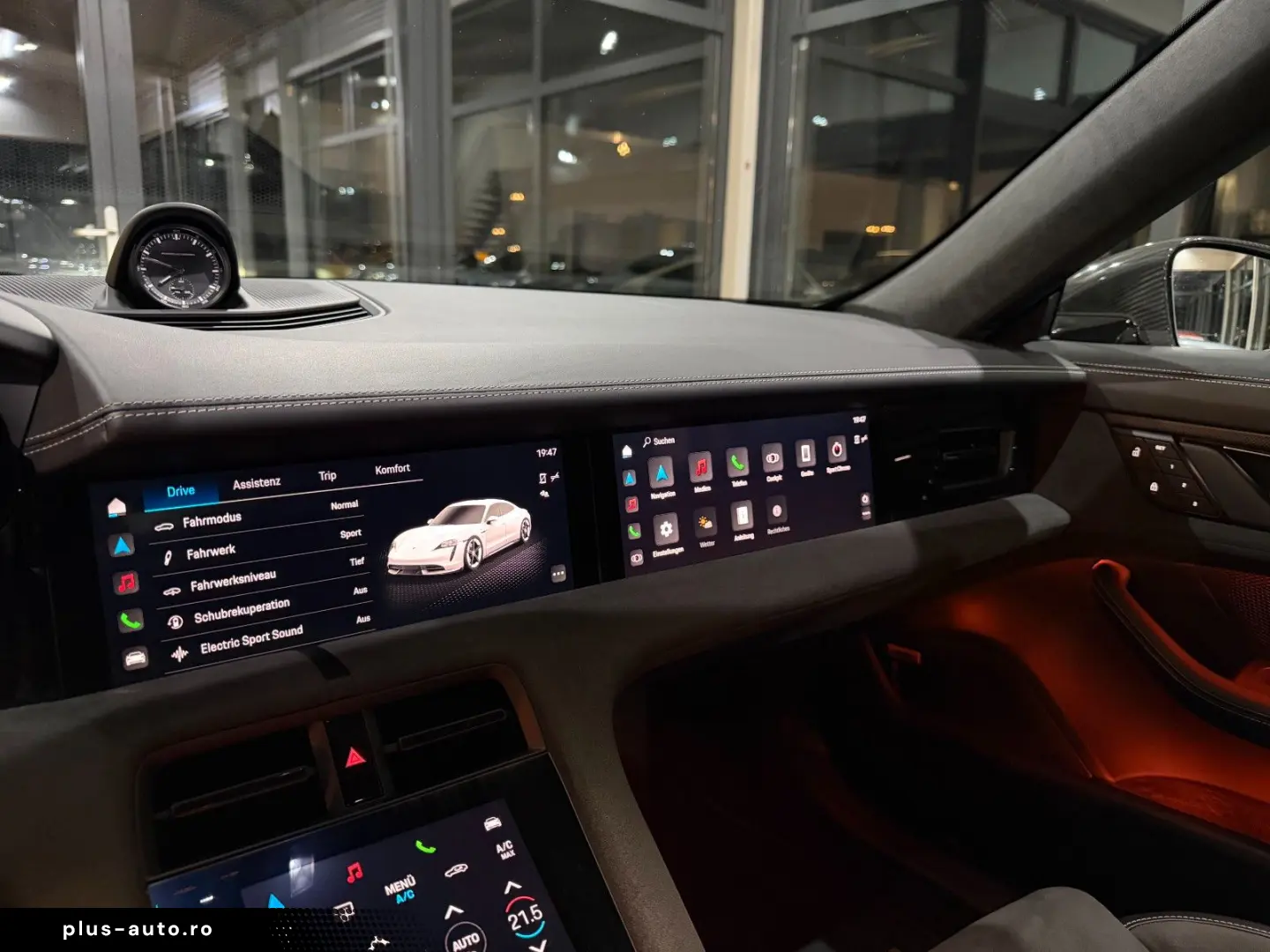 Taycan GTS MY24 CarbonAero HuD HA-Lenkung Kreide