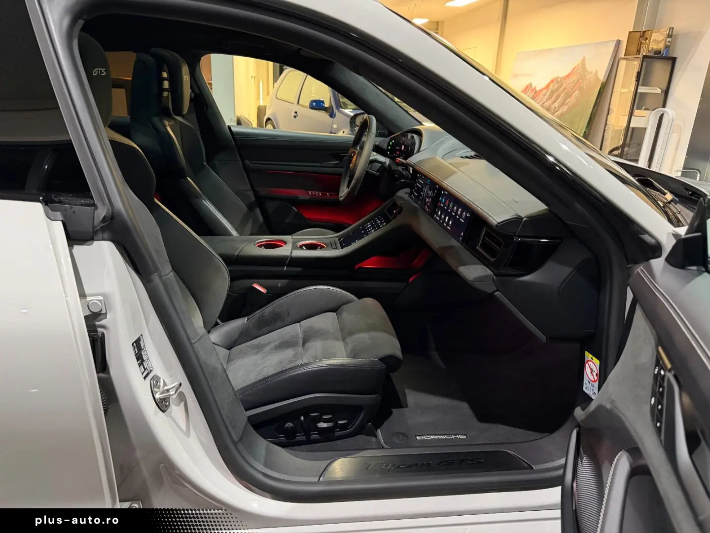 Taycan GTS MY24 CarbonAero HuD HA-Lenkung Kreide