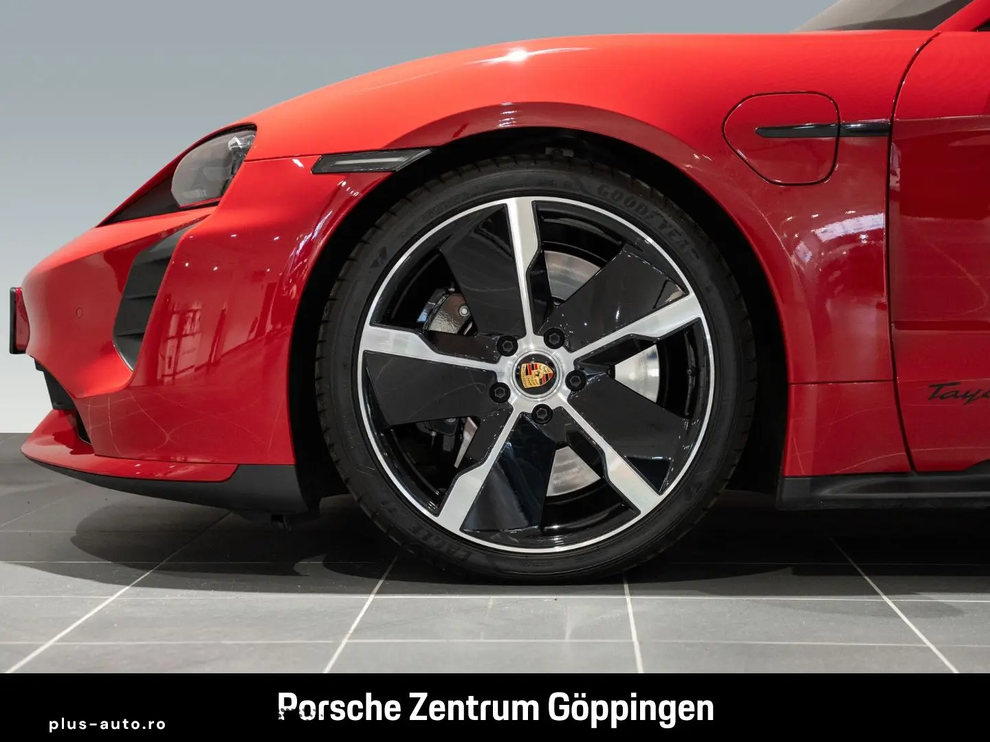 Taycan Turbo BOSE Surround-View Abstandstempomat