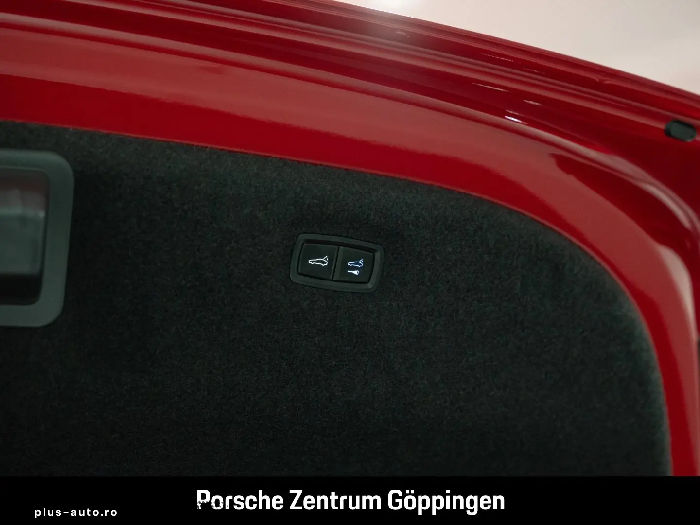 Taycan Turbo BOSE Surround-View Abstandstempomat