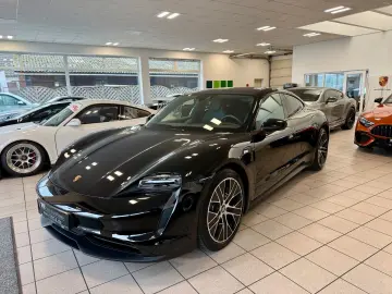 Taycan Performance Panorama SportChrono WP