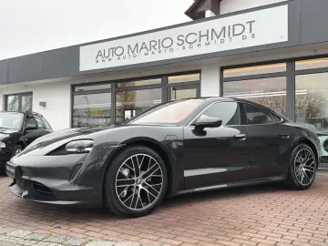 Taycan Turbo Nachtsicht Burmester Beif.-Display