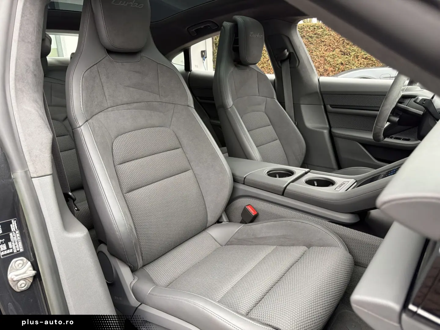 Taycan Turbo Nachtsicht Burmester Beif.-Display