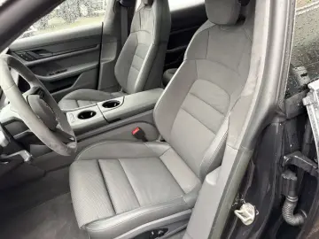 Taycan Turbo Nachtsicht Burmester Beif.-Display