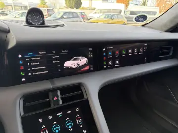 Taycan Turbo Nachtsicht Burmester Beif.-Display