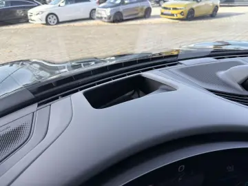 Taycan Turbo Nachtsicht Burmester Beif.-Display