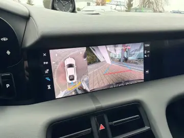 Taycan Turbo Nachtsicht Burmester Beif.-Display