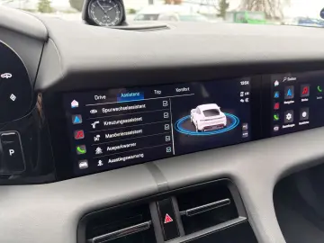 Taycan Turbo Nachtsicht Burmester Beif.-Display