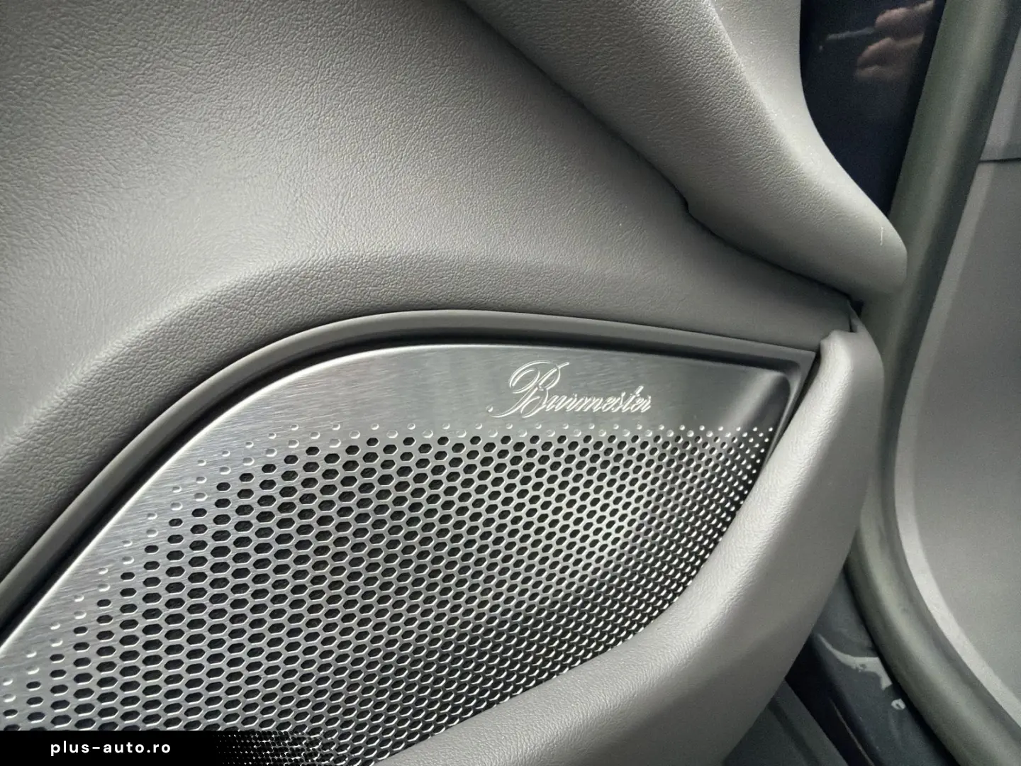 Taycan Turbo Nachtsicht Burmester Beif.-Display