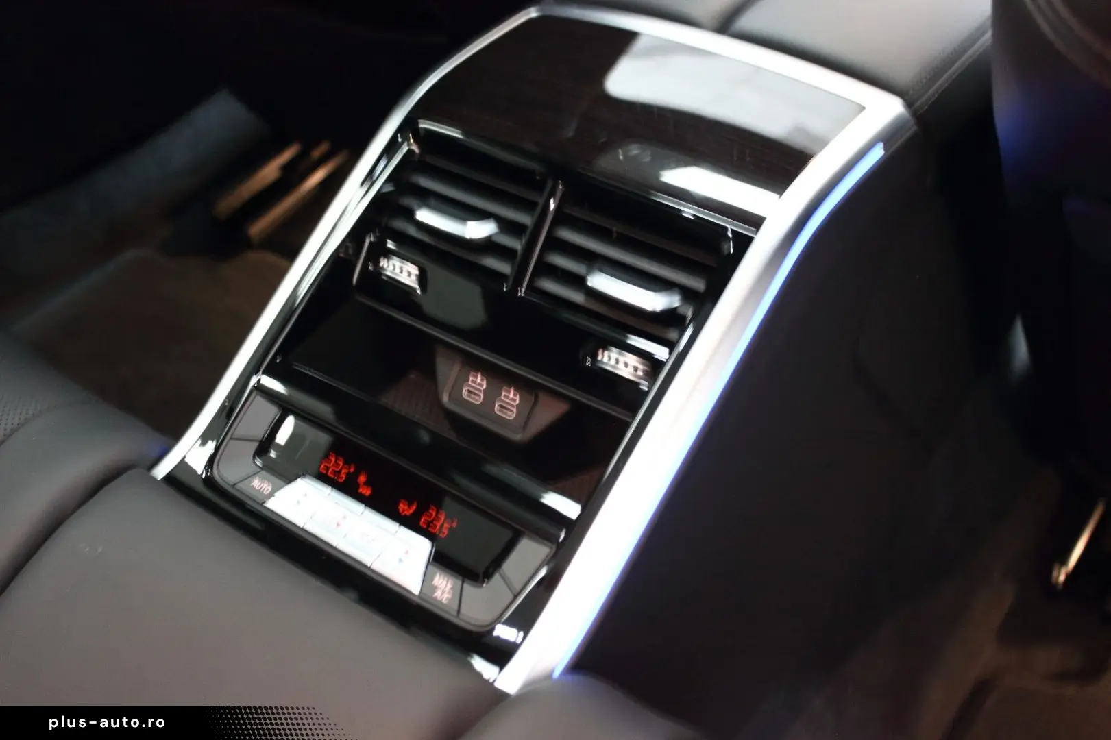 840dA xDrive Gran Coupé M-SPORT~DEUTSCH U´FREI B