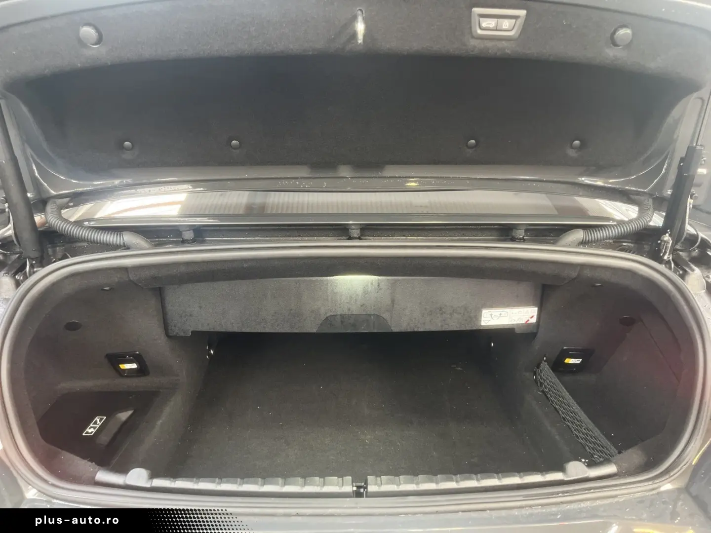 840i Cabrio M Sport Pro Bowers&Wilkins Standhzg.