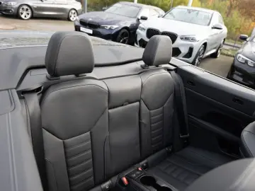 440i Cabrio xDrive HUD LASER NAVI LEDER SHZ PDC