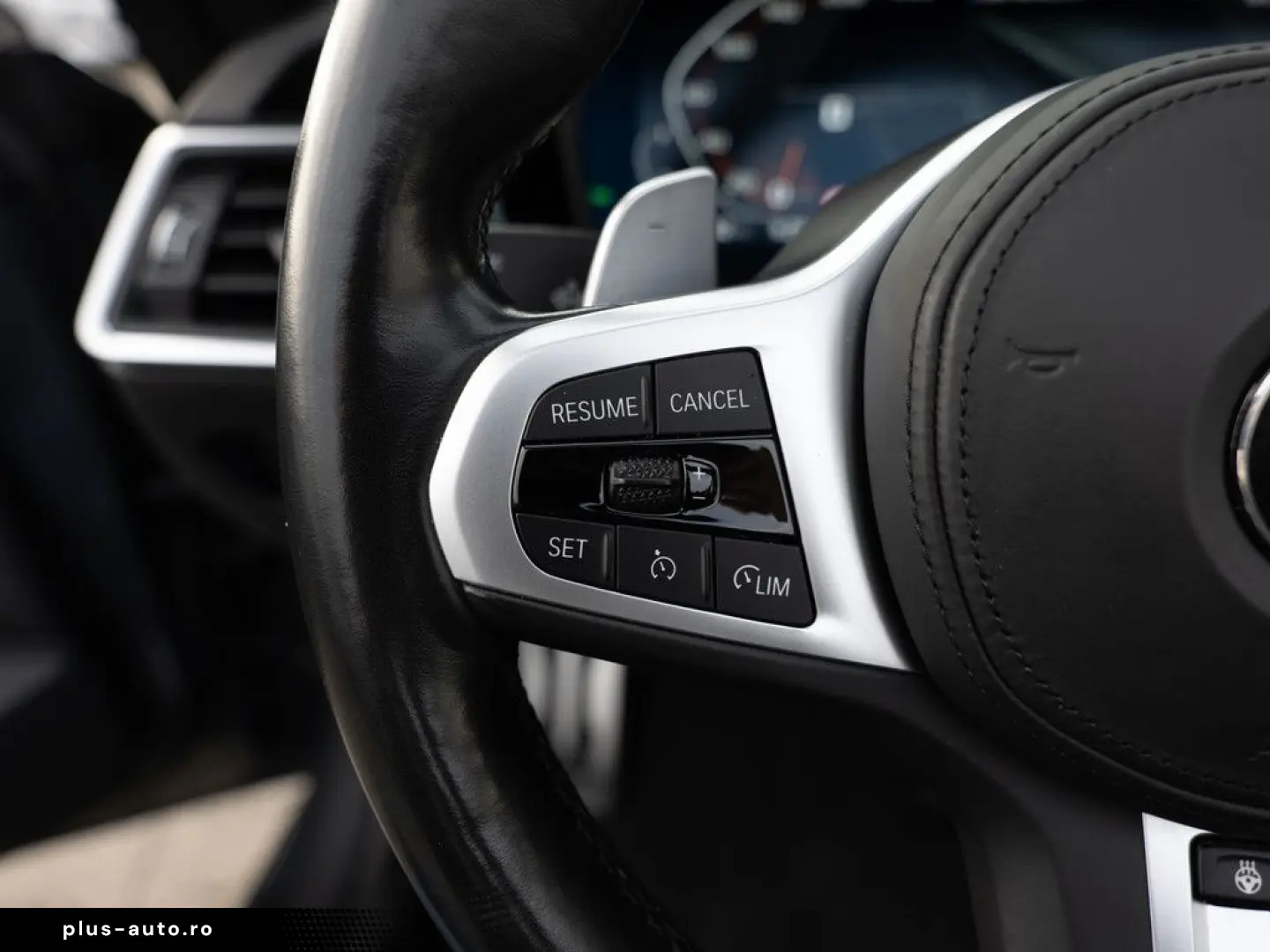 440i Cabrio xDrive HUD LASER NAVI LEDER SHZ PDC