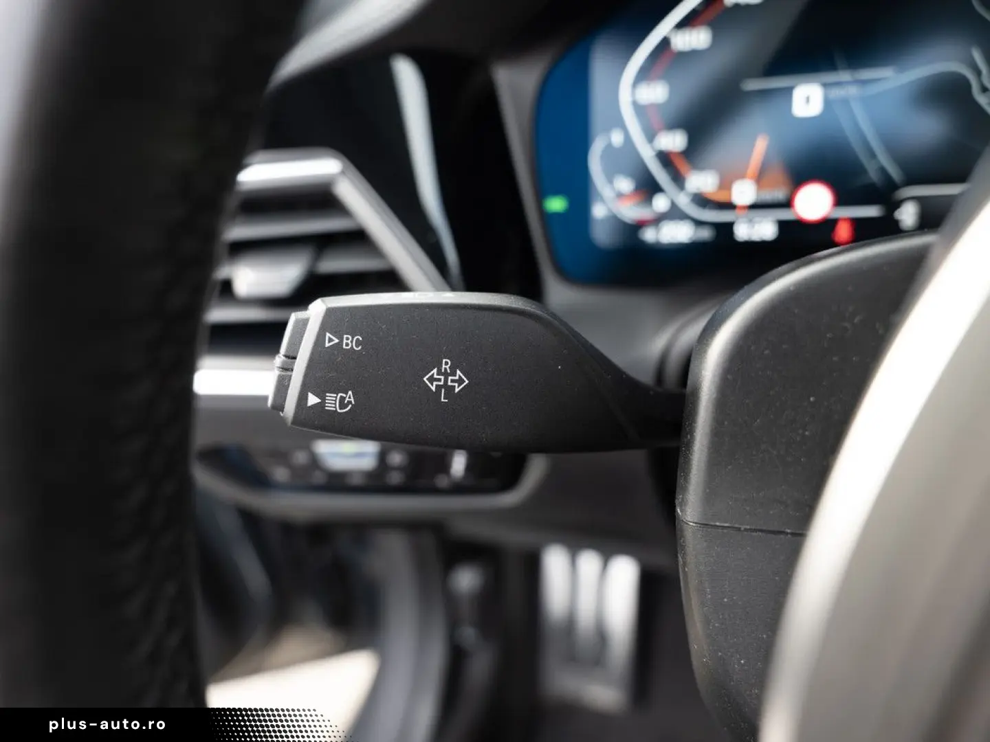 440i Cabrio xDrive HUD LASER NAVI LEDER SHZ PDC