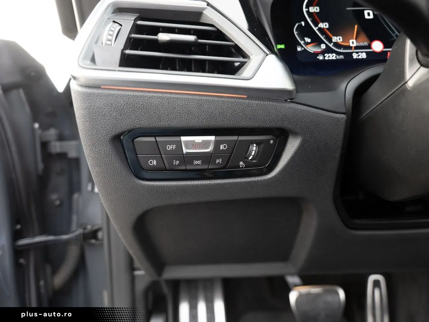 440i Cabrio xDrive HUD LASER NAVI LEDER SHZ PDC