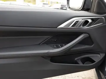 440i Cabrio xDrive HUD LASER NAVI LEDER SHZ PDC