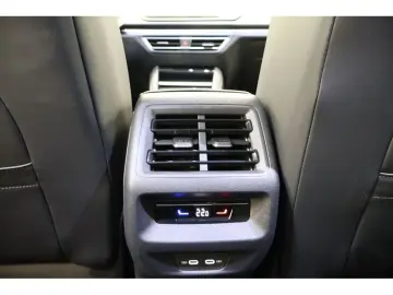 Tiguan 2.0 TDI 4M R-Line  Black Style  DSG Navi