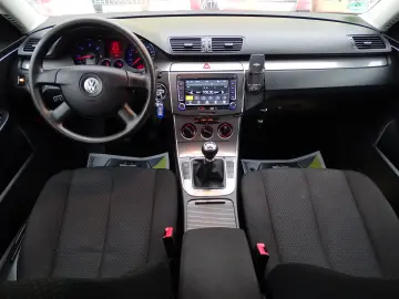VW PASSAT 2.0 TDI CBAB TRAPA NAVI