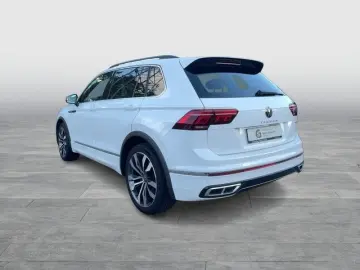 Tiguan 2.0 TSI  DSG R-Line 4Motion LED AHK SHZG.