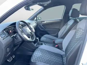 Tiguan 2.0 TSI  DSG R-Line 4Motion LED AHK SHZG.
