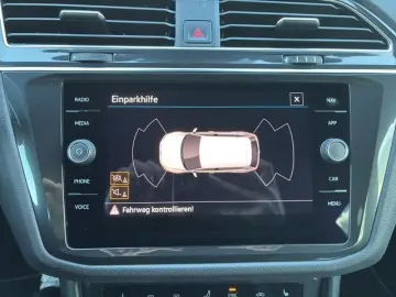 Tiguan 2.0 TSI  DSG R-Line 4Motion LED AHK SHZG.